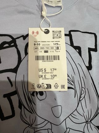 Camiseta Zara Anime 
