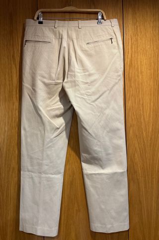 Pantalón beige hombre
