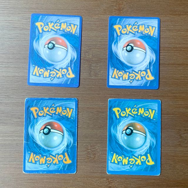 Lote 4 Cartas Pokémon Charizard VASTRO GX V MegaEX