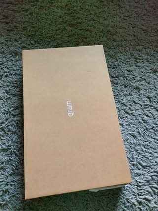 Portátil LG Gram Portátil Ultraligero (en caja)