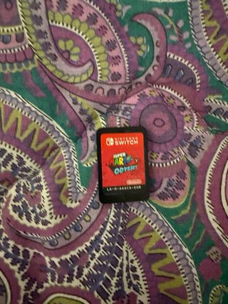 Nintendo Switch + Funda + Mario Odyssey