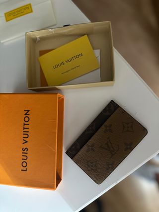Tarjetero Louis Vuitton Monogram Marrón