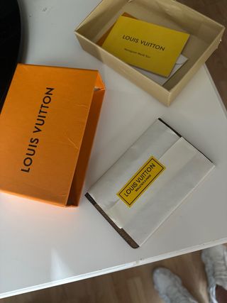 Tarjetero Louis Vuitton Monogram Marrón