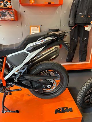 KTM 1290 SUPER ADVENTURE R 2024 Carnet A