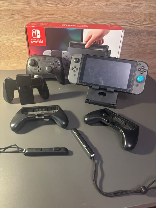 Nintendo Swich con mando PRO