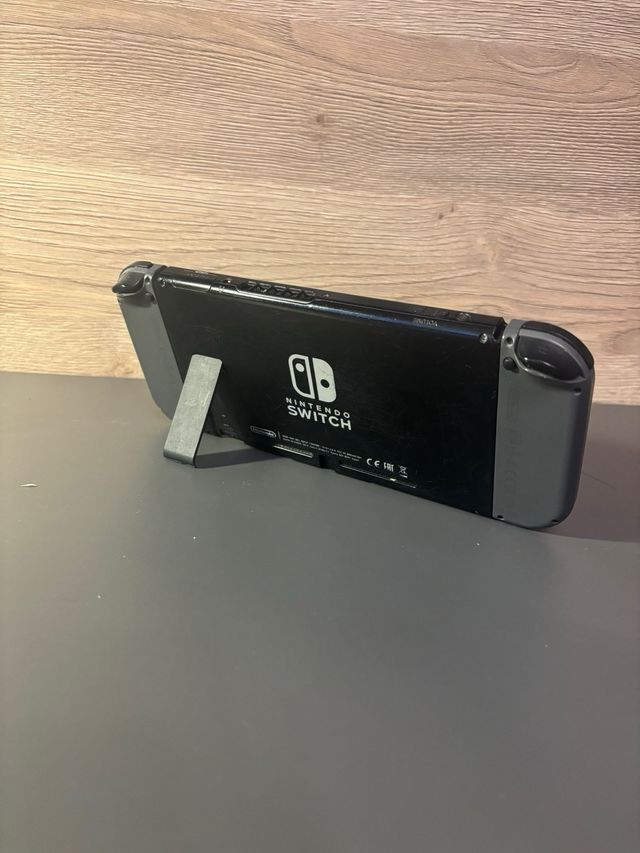 Nintendo Swich con mando PRO