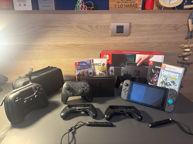 Nintendo Swich con mando PRO