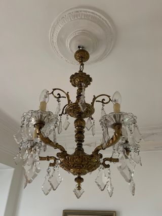 Lámpara de bronce con cristales