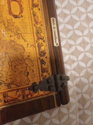 Caja de madera decorativa mapa antiguo