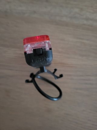 Luz y reflectante para bicicleta