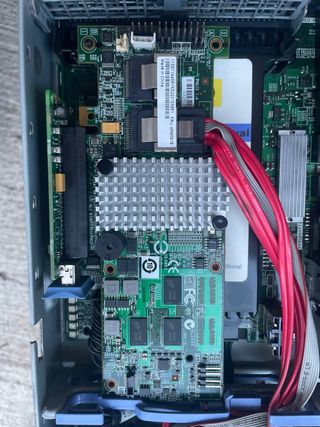 Servidor IBM 2 procesadores y RAM