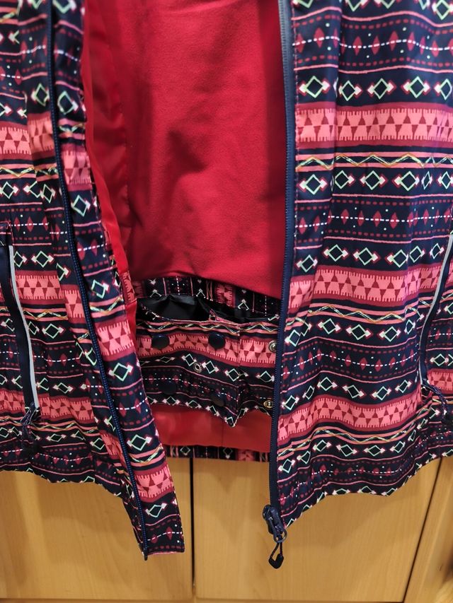 Chaqueta de nieve estampada