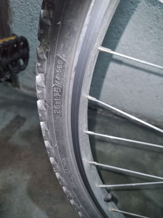 Bicicleta BTWIN blanca 21 velocidades