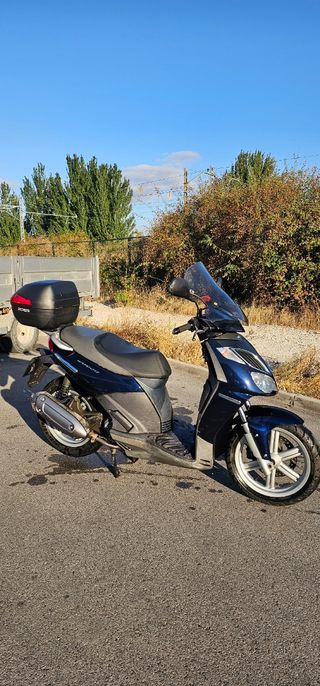 Aprilia Sportcity 125cc Azul