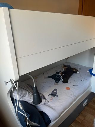 Litera infantil con cajones + somieres y colchones