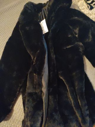 Abrigo pelo sintético Pull&Bear largo negro