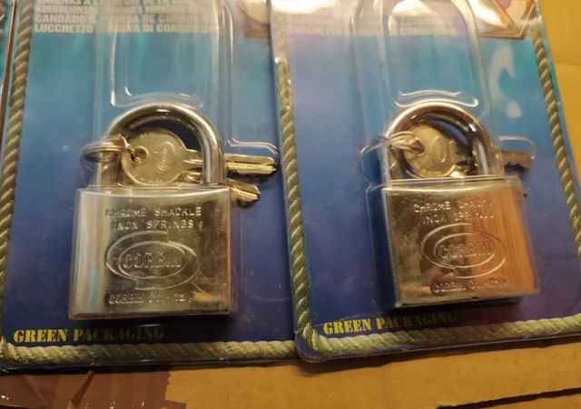 Candado Corbin Náutico Inox