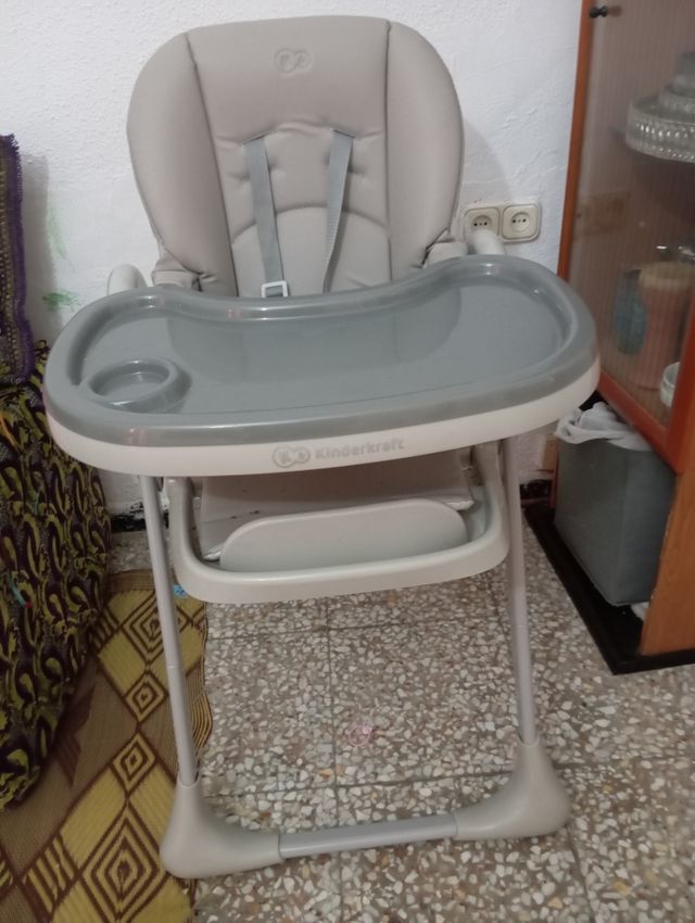 Trona de bebé plegable