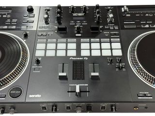 MESA DE MEZCLAS SERATO PIONEER DJ DDJ-REV7 + ACC