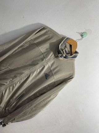 ¡¡OFERTA!! Talla M Chaqueta Adidas Vintage Beige