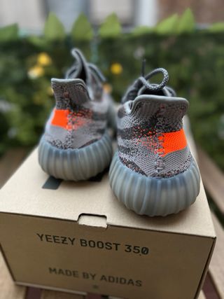 Adidas Yeezy Boost 350 V2 Beluga 