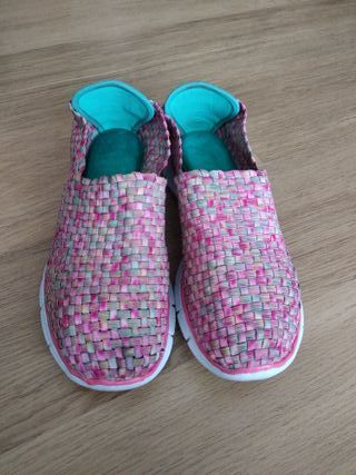 Zapatos planos mujer tejidos rosa y turquesa