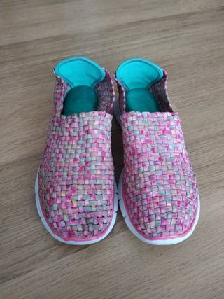 Zapatos planos mujer tejidos rosa y turquesa