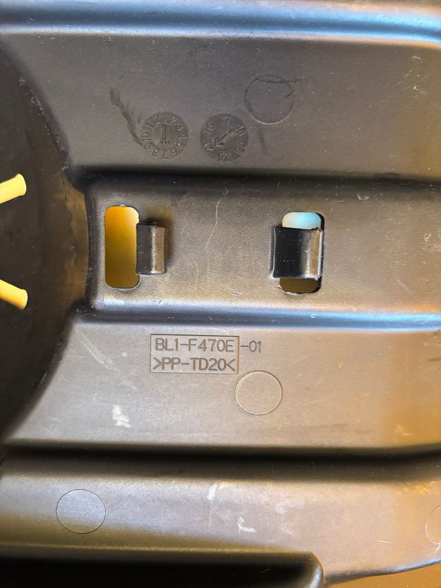 Asiento original Yamaha XMAX BL1 2018-2022