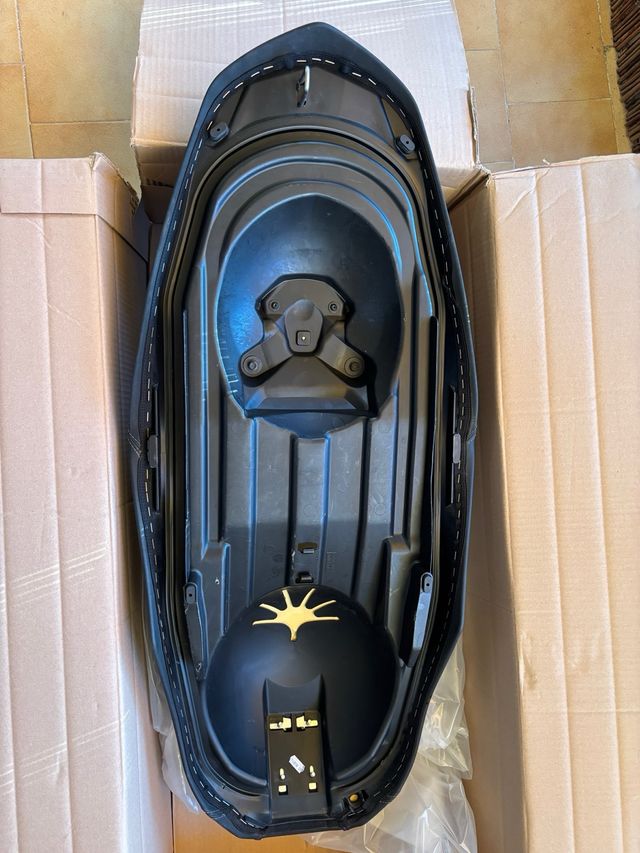 Asiento original Yamaha XMAX BL1 2018-2022