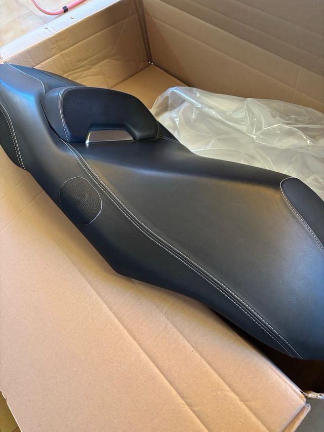 Asiento original Yamaha XMAX BL1 2018-2022