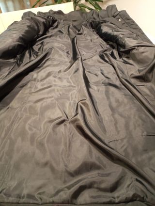 Abrigo acolchado negro cuello ajustable T.M