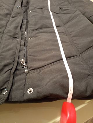 Abrigo acolchado negro cuello ajustable T.M