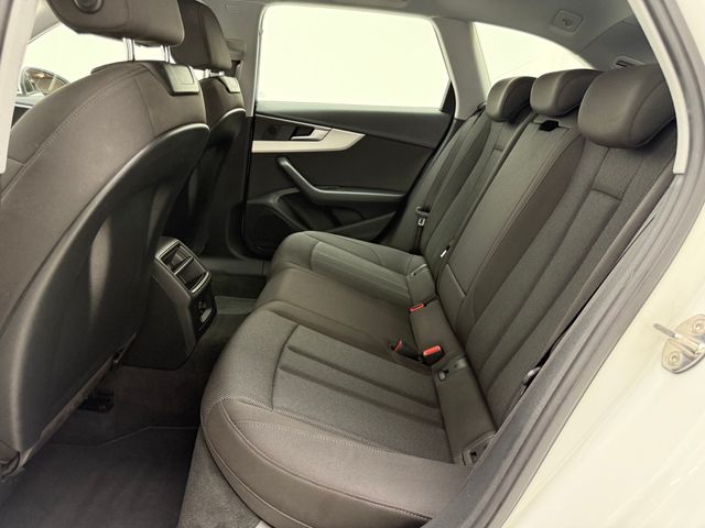 Audi A4 2021
