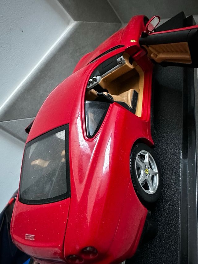 Maqueta Ferrari Roja