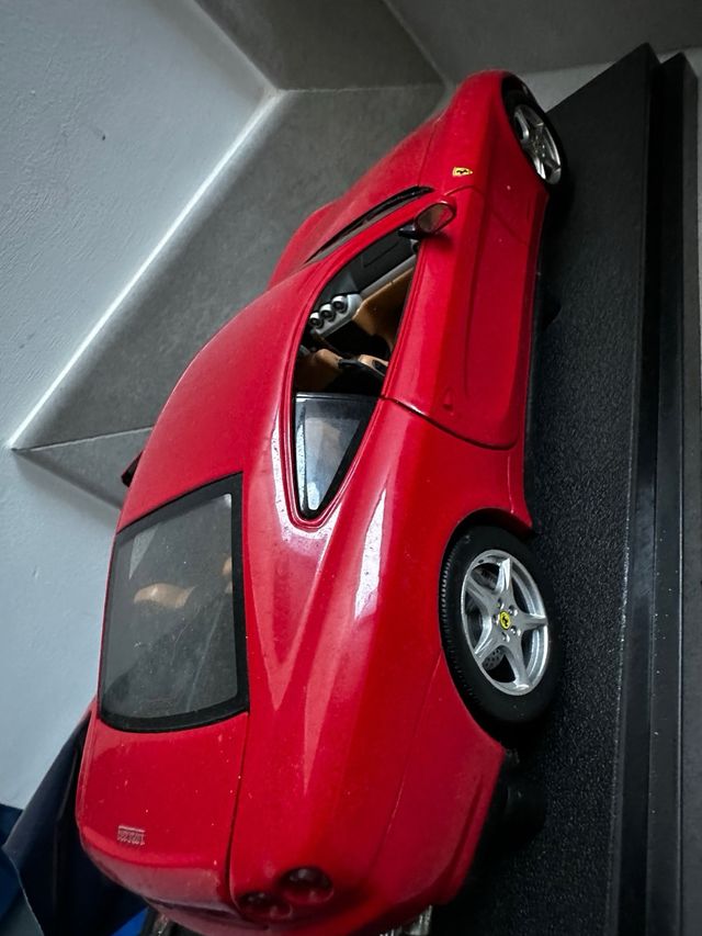 Maqueta Ferrari Roja