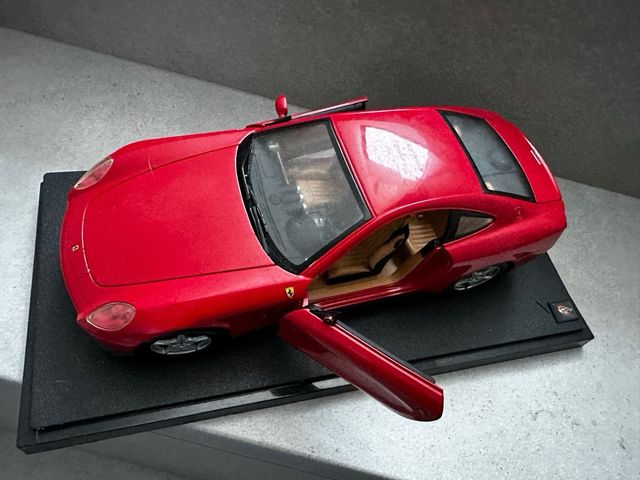 Maqueta Ferrari Roja