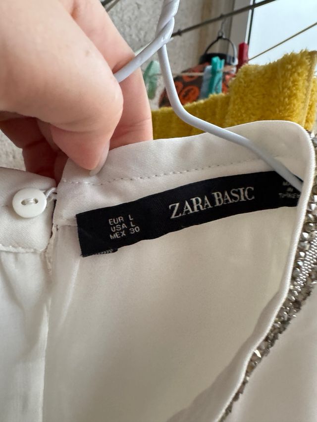 Blusa Zara Blanca con Pedrería