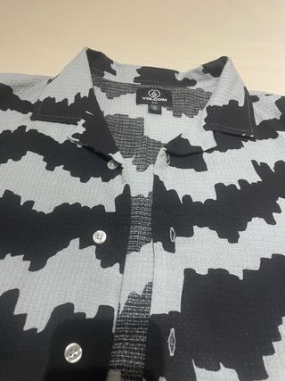 Camisa Volcom Manga Corta Talla M