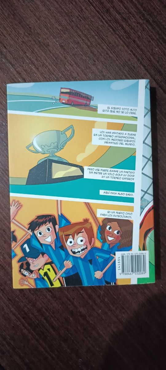 Los Futbolísimos 2: El misterio de los siete go...