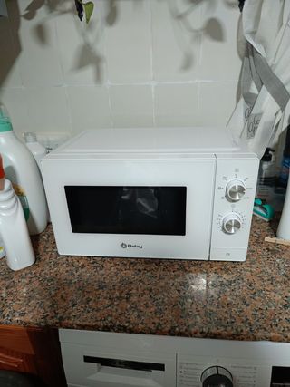 Microondas Balay casi nuevo