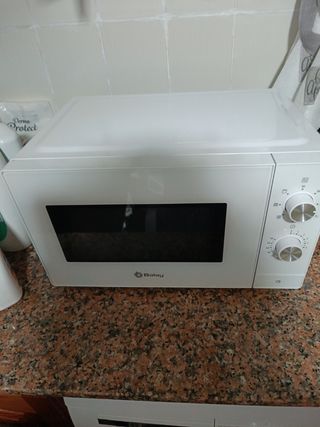 Microondas Balay casi nuevo