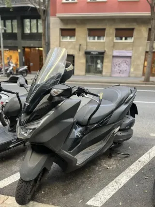 Honda Forza 125cc 4T Moto