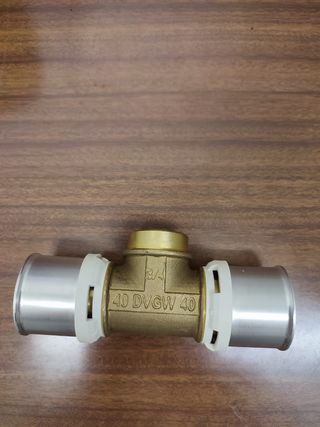 T para tubagem multicamada 3/4 DVGW