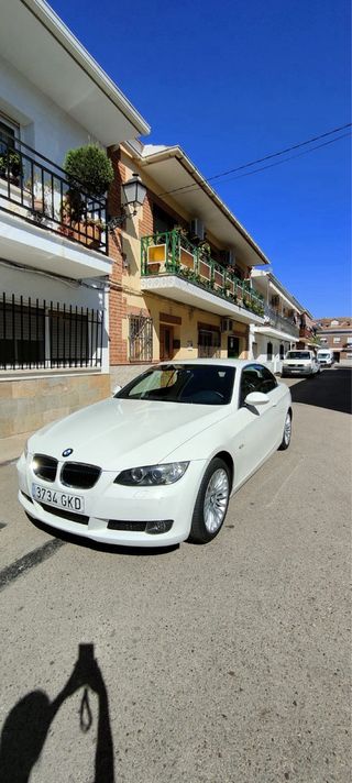 BMW Serie 3 E93 2.0 170cv descapotable.