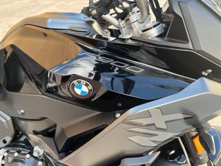 BMW F900XR A2 Triple Black 2022