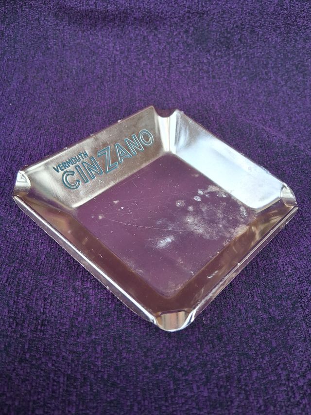 Posacenere Cinzano antico