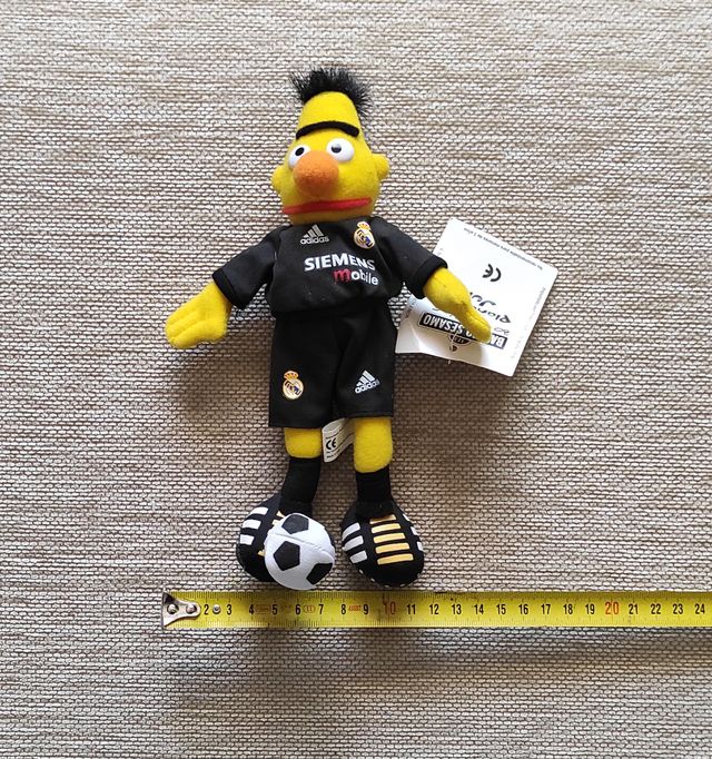 PELUCHE BLAS FUTBOLISTA REAL MADRID