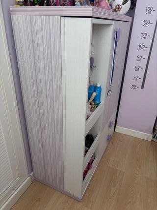 Dormitorio completo infantil con silla unicornio