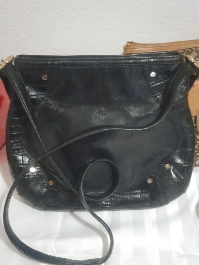 Lote 2 Bolsos DKNY Beige y Negro