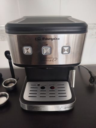 Cafetera Espresso Orbegozo CEC 8500
